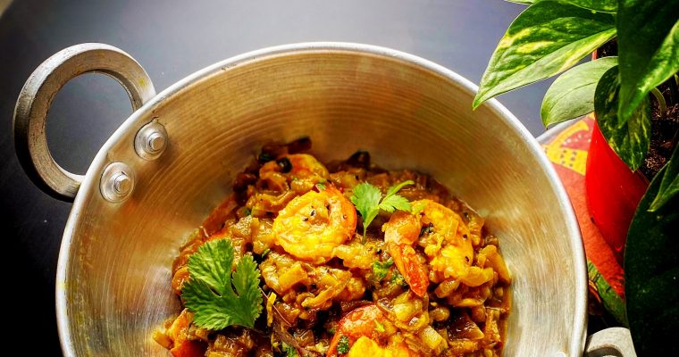 Bottle Gourd with Shrimp Curry/ (Lau Chingri)