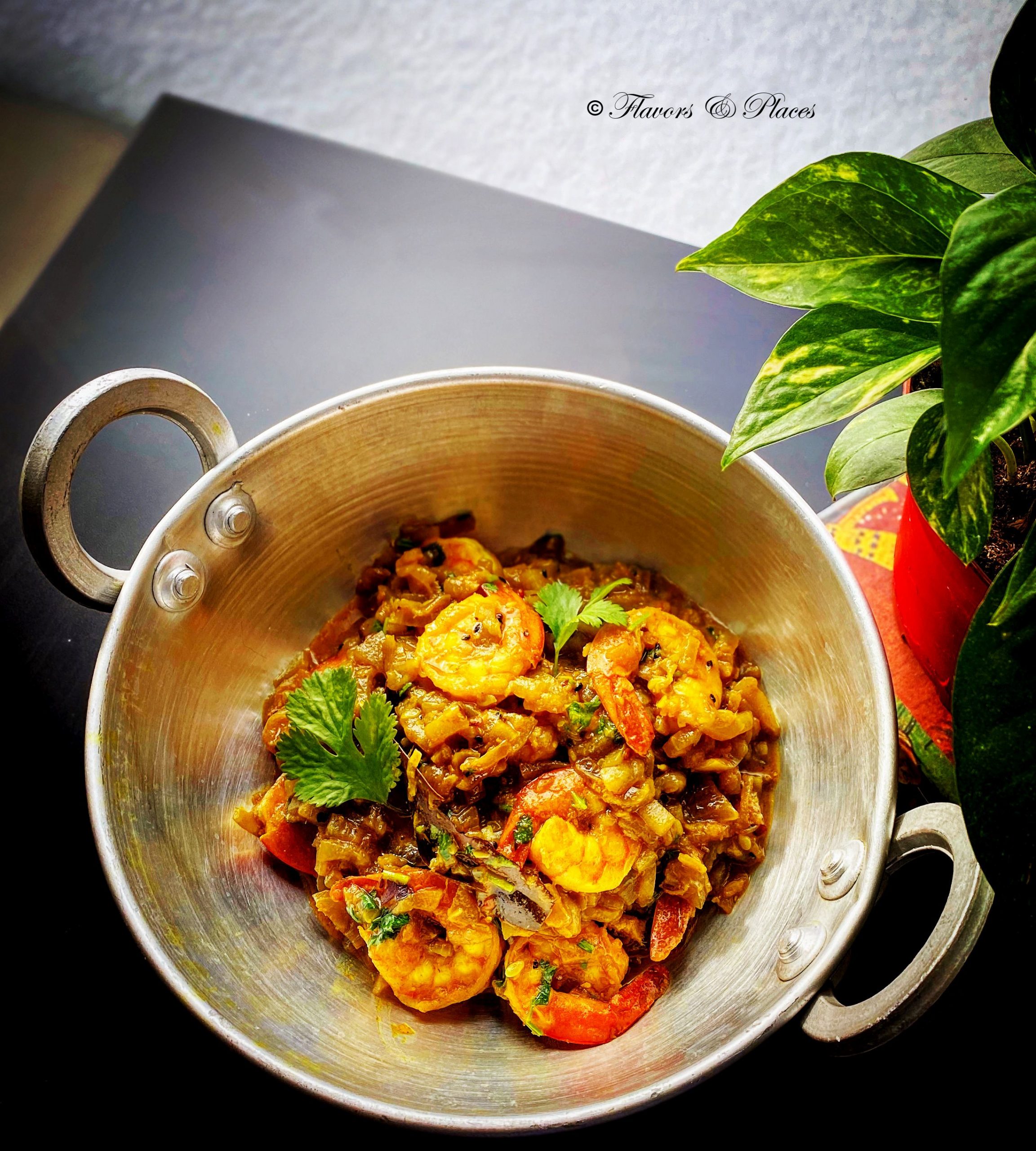 Bottle Gourd with Shrimp Curry/ (Lau Chingri)